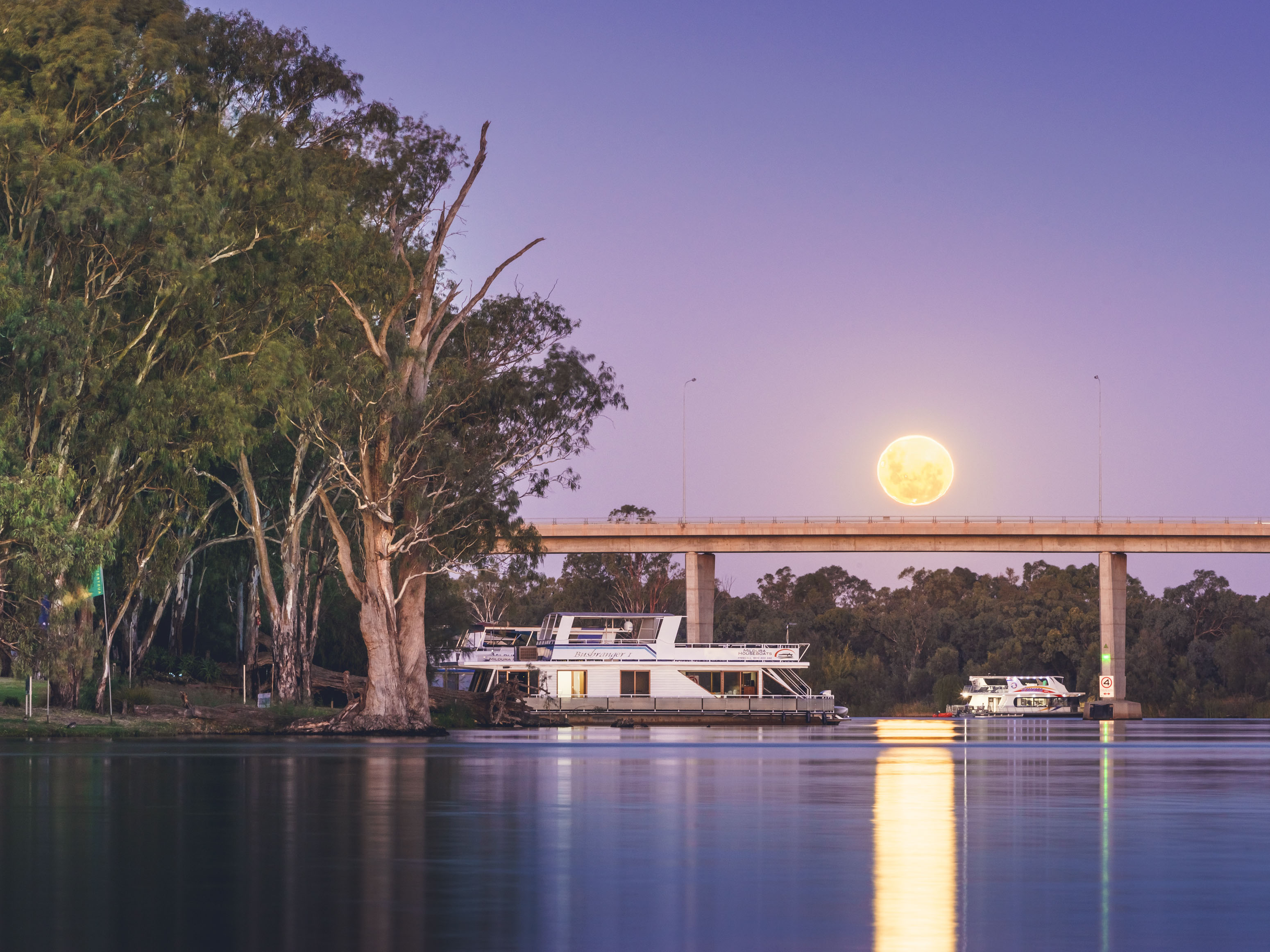 Houseboats - Visit Mildura